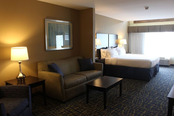 Room 44 of 54