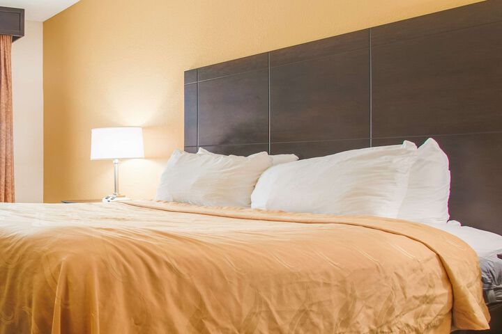 Room 15 of 24