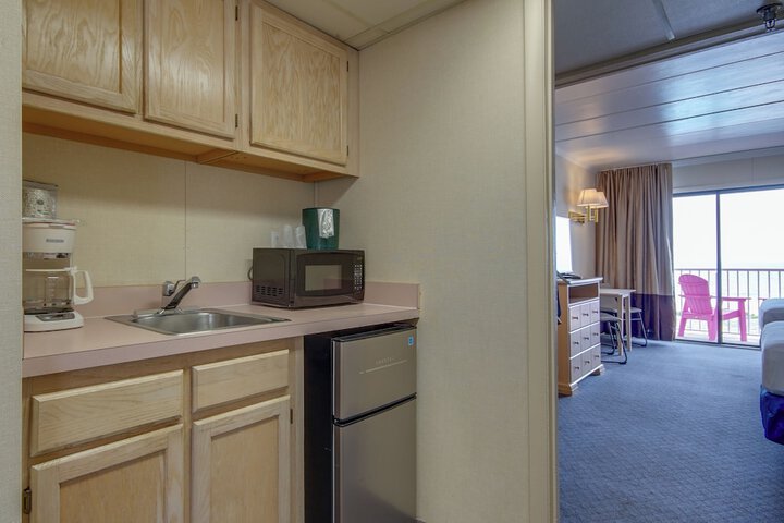 Room 22 of 34