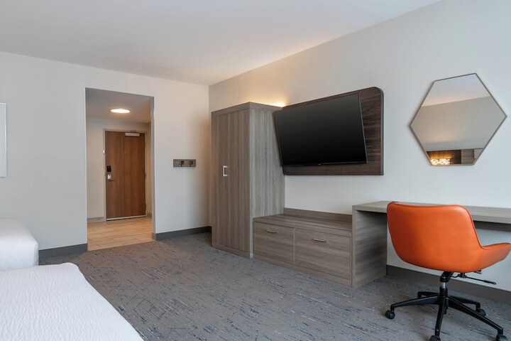 Holiday Inn Express & Suites Linden – Newark South by IHG