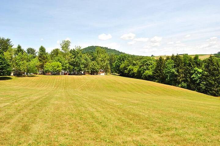Robin Hill RV Resort & Campground - Caravan Park
