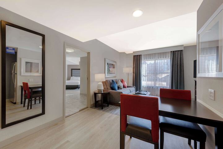 Room 60 of 84