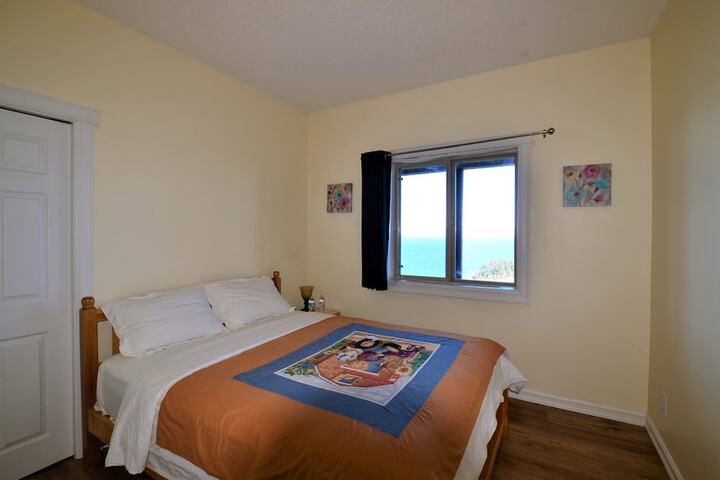 Room 21 of 40