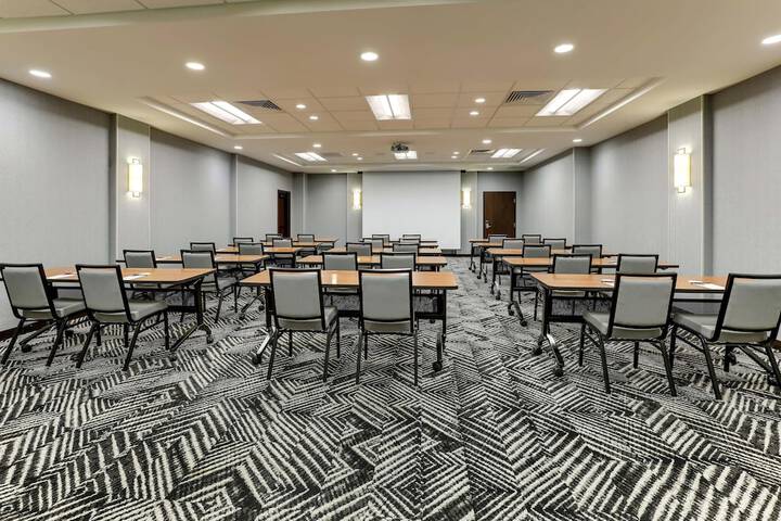 Hyatt Place St. Louis / Chesterfield