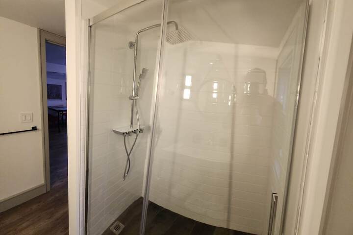 GLOBALSTAY. Paradise Marina Place