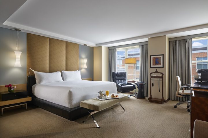 Room 10 of 41