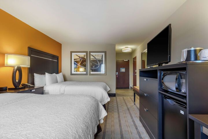 Room 32 of 56