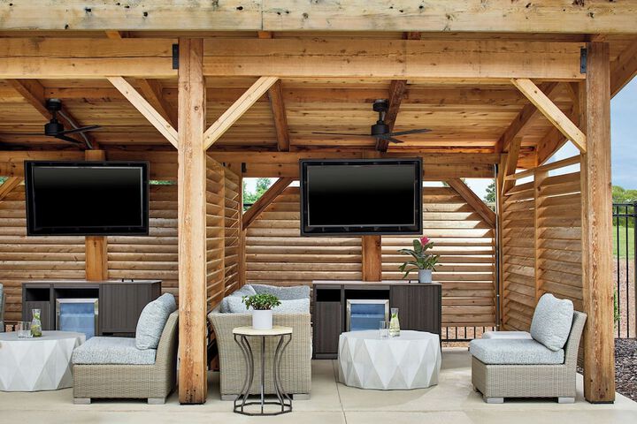 Renaissance Shoals Resort & Spa