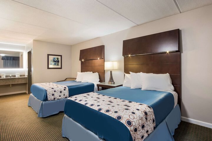 Rodeway Inn Greenwood