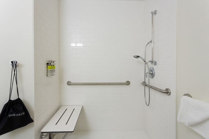 Room 44 of 56