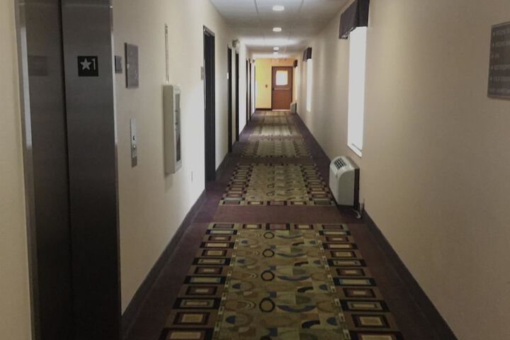 Americas Best Value Inn St. Robert