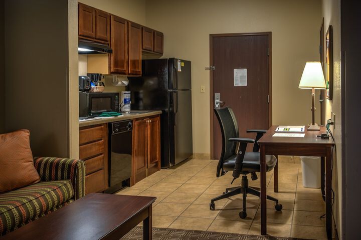 Room 34 of 65