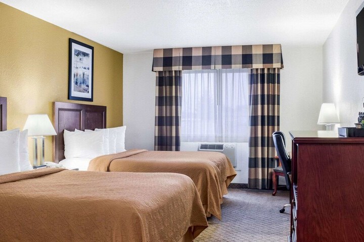 Quality Inn Oacoma - Chamberlain