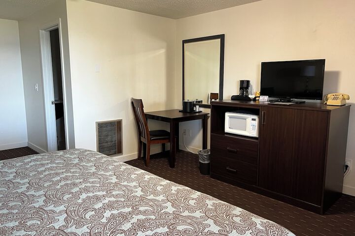 Room 92 of 143