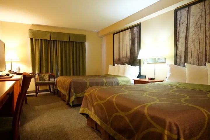 Room 22 of 48