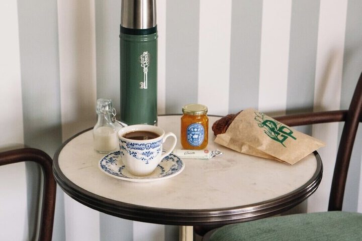 Breakfast/Coffee Service 56 of 79