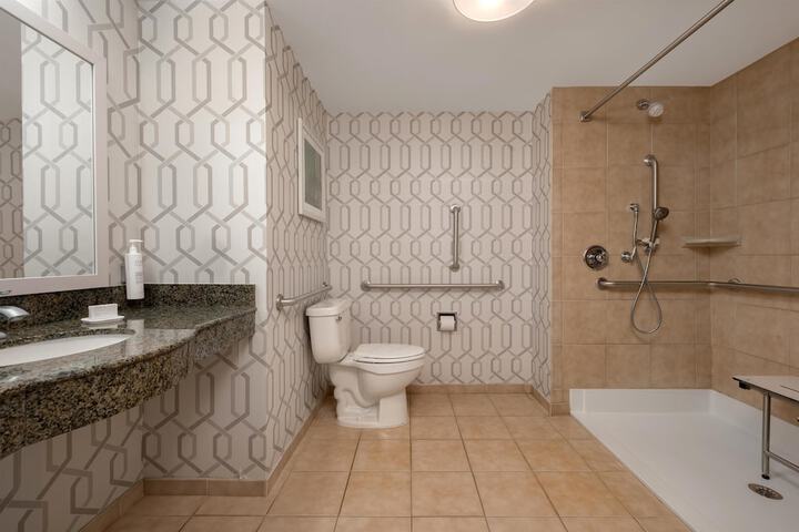 Hampton Inn & Suites Wilkes-Barre / Scranton