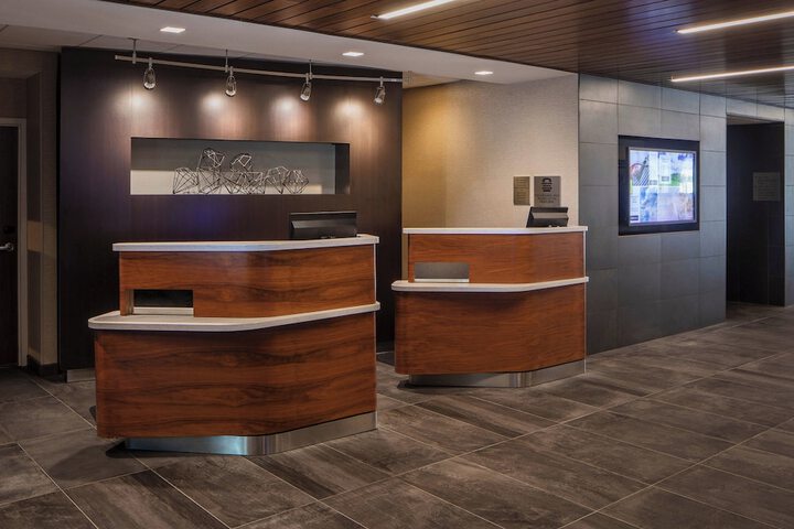 Courtyard by Marriott Cincinnati Airport South / Florence