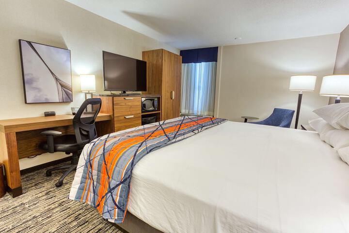 Room 14 of 42