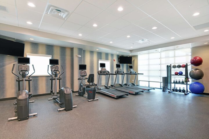 Health and Fitness 30 of 34