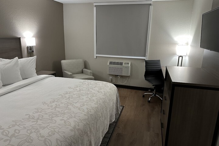 Room 15 of 15