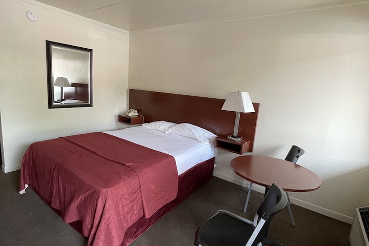 VIBE INN - WHIRLPOOL SUITES