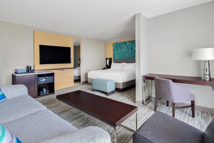 Room 40 of 92