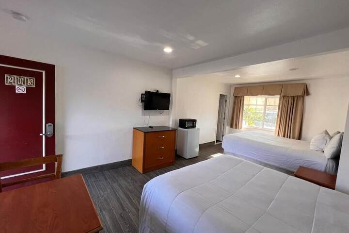 Room 19 of 82