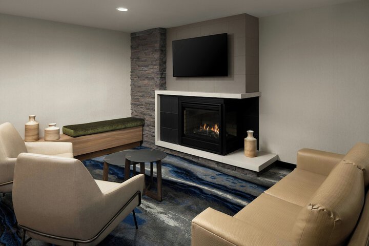 Fairfield Inn & Suites by Marriott Lake Oswego