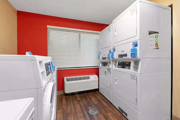 Room 10 of 15