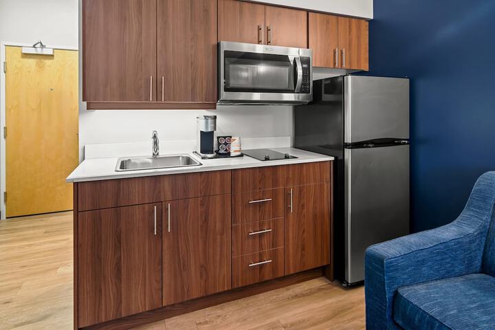 Park Inn by Radisson Kelowna