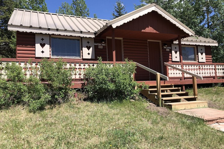 Dao House