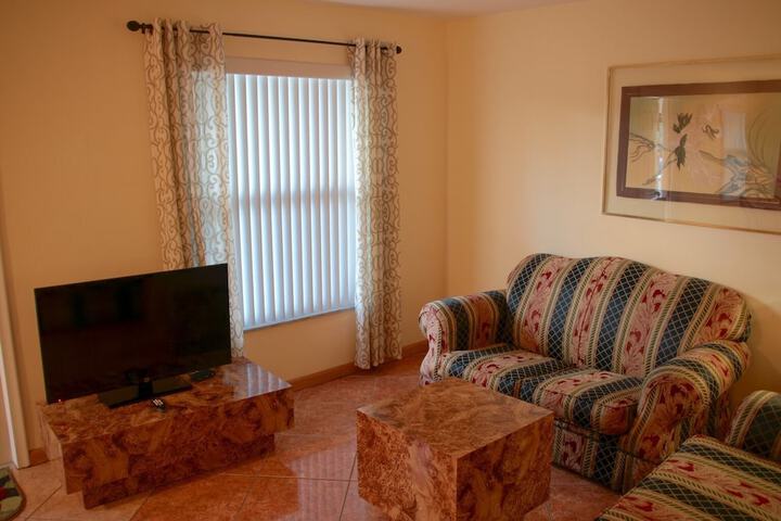 Room 25 of 48