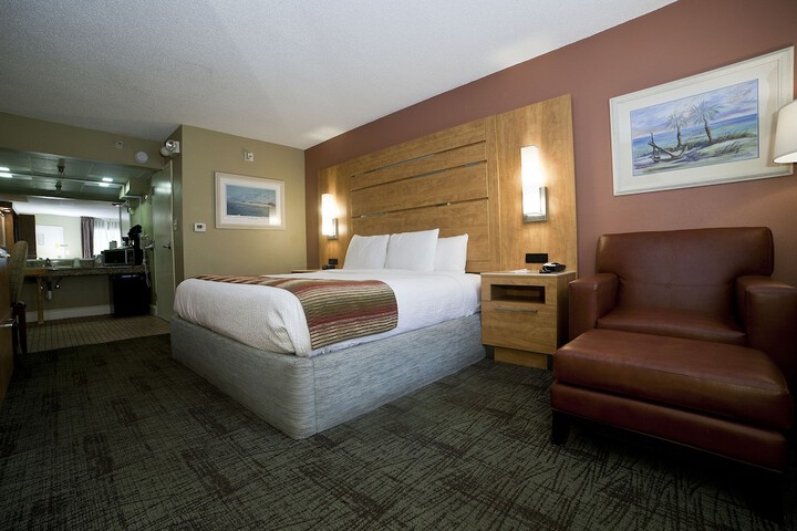 DeSoto Beach Hotel