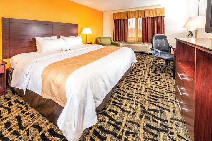 Quality Inn & Suites Danville East