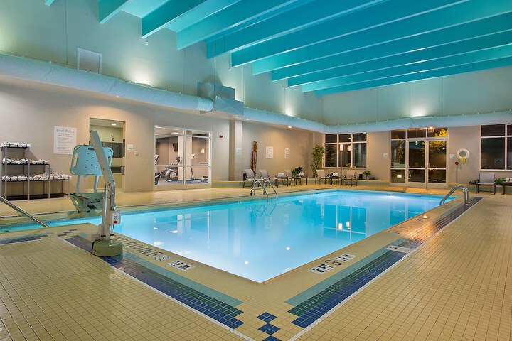 Holiday Inn University Plaza-Bowling Green by IHG