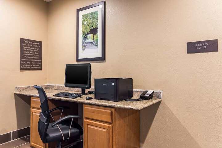 Business Center 41 of 42