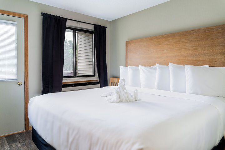 Natura Aloha Reach Resort