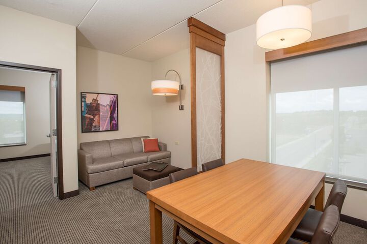 Hyatt Place Cincinnati / Sharonville Convention Center