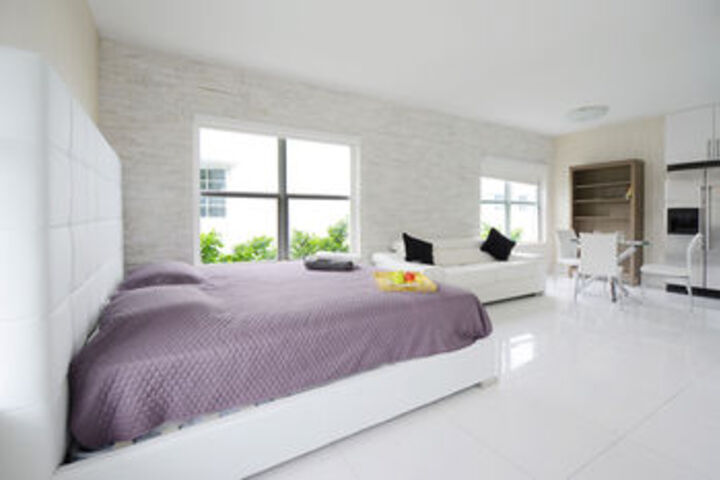 Lincoln Road Apartments