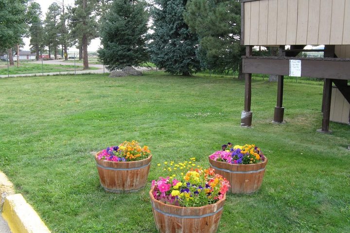 Property Grounds 27 of 27