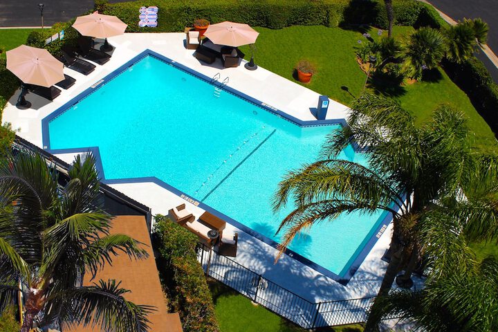 Pool 4 of 47