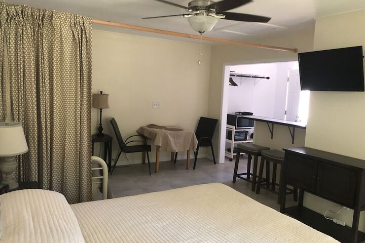 Room 72 of 97