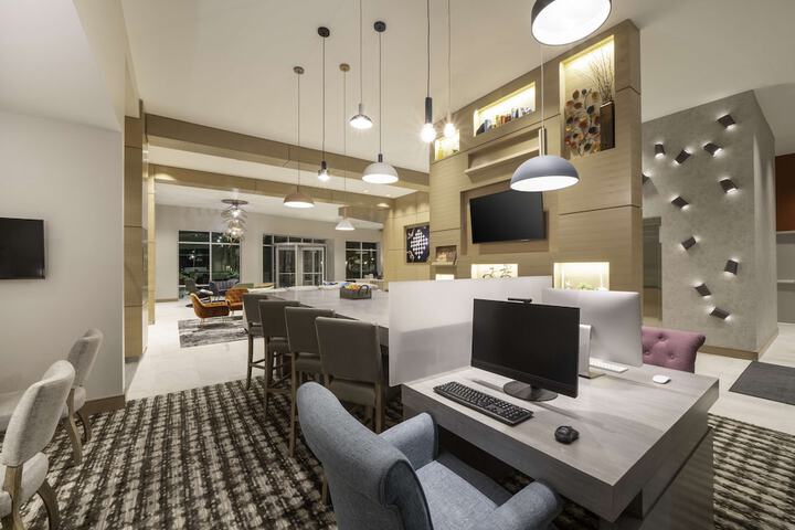 Hyatt Place Sandestin at Grand Boulevard