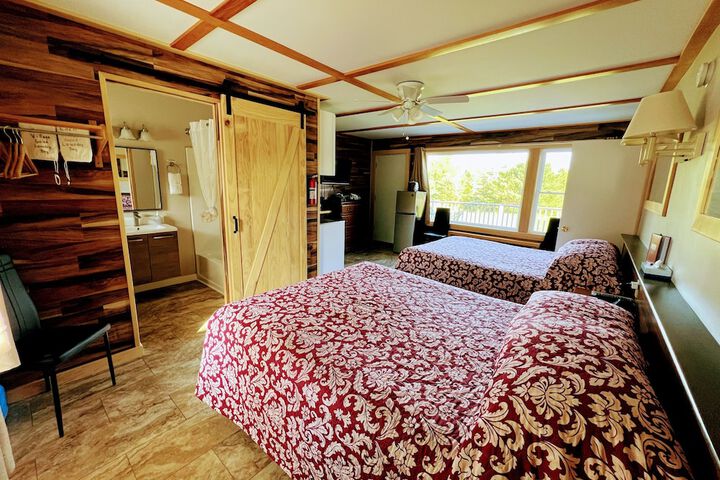 Room 21 of 177