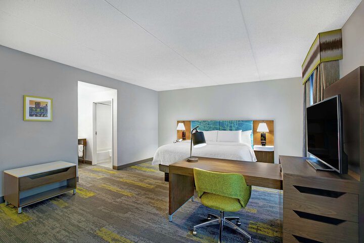 Room 9 of 44