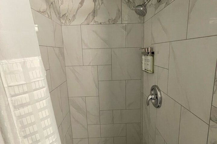 Room 30 of 113