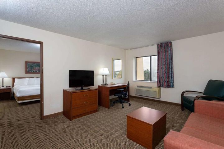 Room 40 of 52