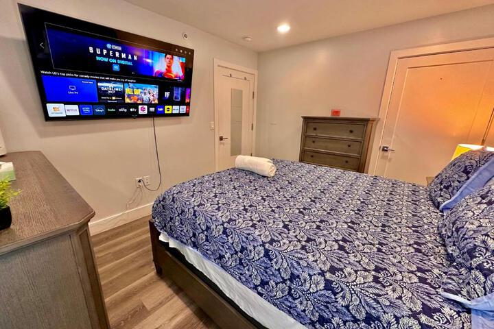 The Classy Suite - 2BR with Free Parking
