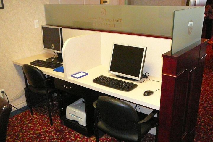 Business Center 53 of 54